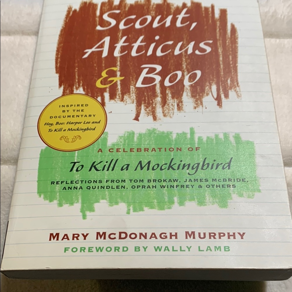 Essays. Scout, Atticus and boo a book of interviews